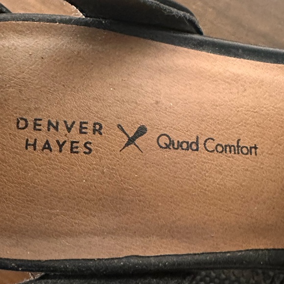 Denver Hayes sandals never worn - Picture 3 of 3